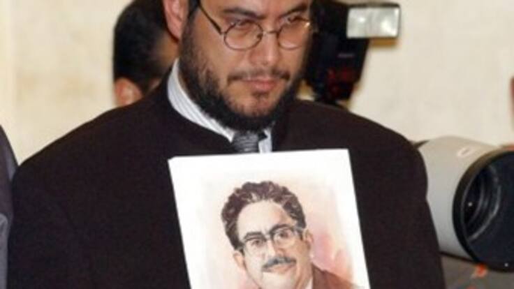 Iván Cepeda aceptó perdón del Estado por el asesinato de su padre