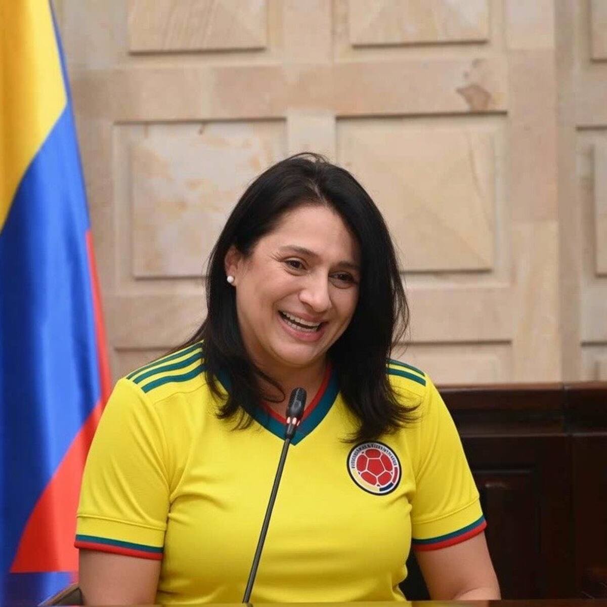 Paola Holguín renunció al Centro Democrático tras manifestar diferencias con el partido