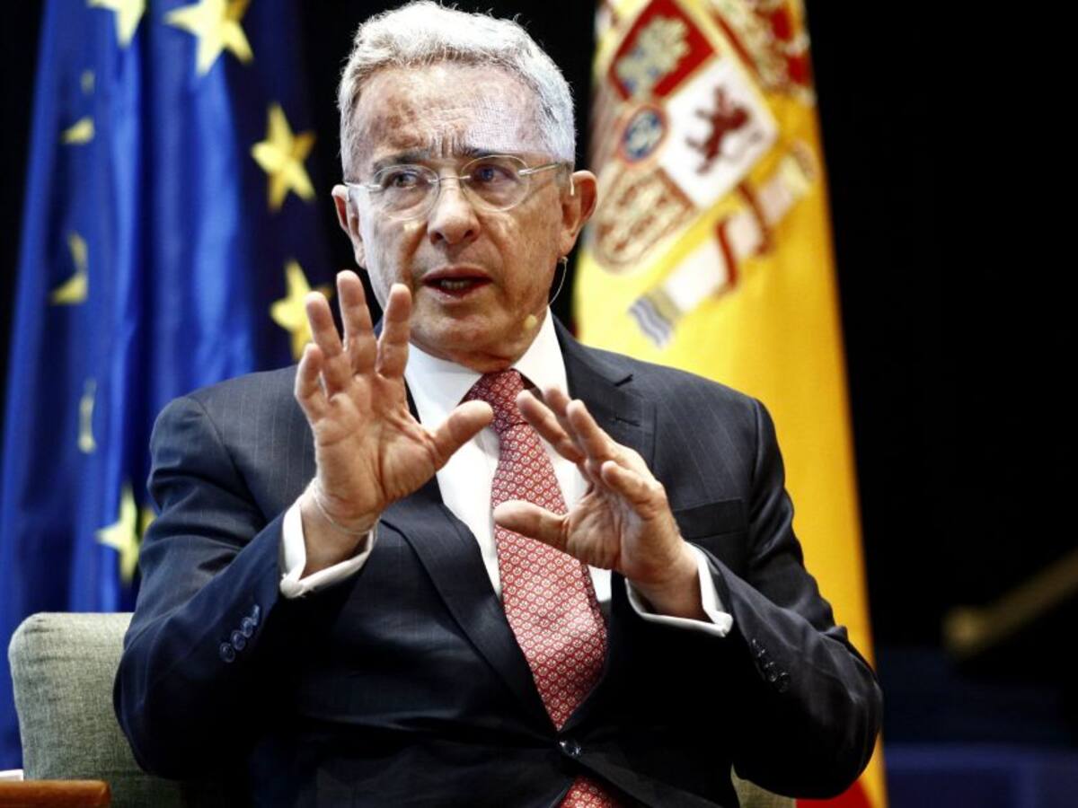 Uribe respondió a los señalamientos de Daniel Quintero contra el GEA