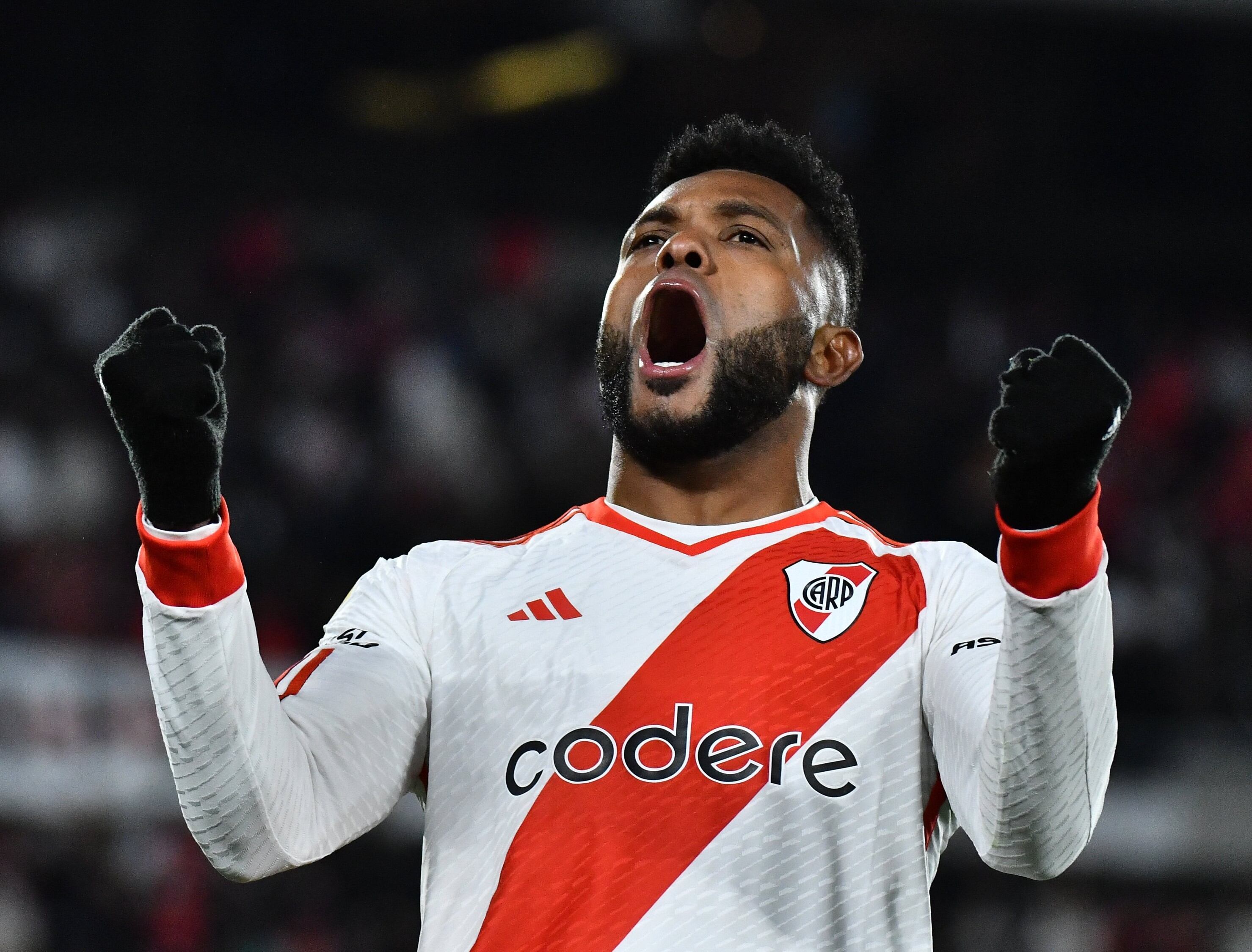 Presente de 10 puntos para el delantero colombiano / @RiverPlate