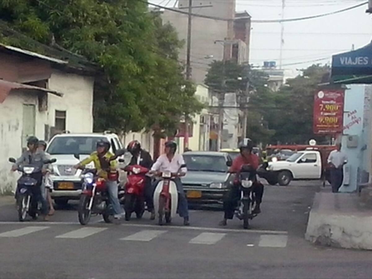Mototaxistas protestan por medidas impuestas por la Alcaldía de Neiva