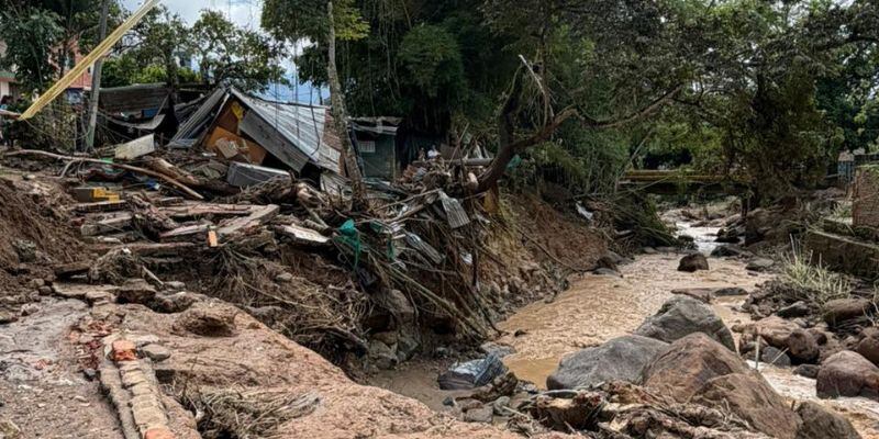 Más de 50 rescatistas adelantan búsqueda de personas desaparecidas por crecientes en Silvania. Foto: Gobernación de Cundinamarca