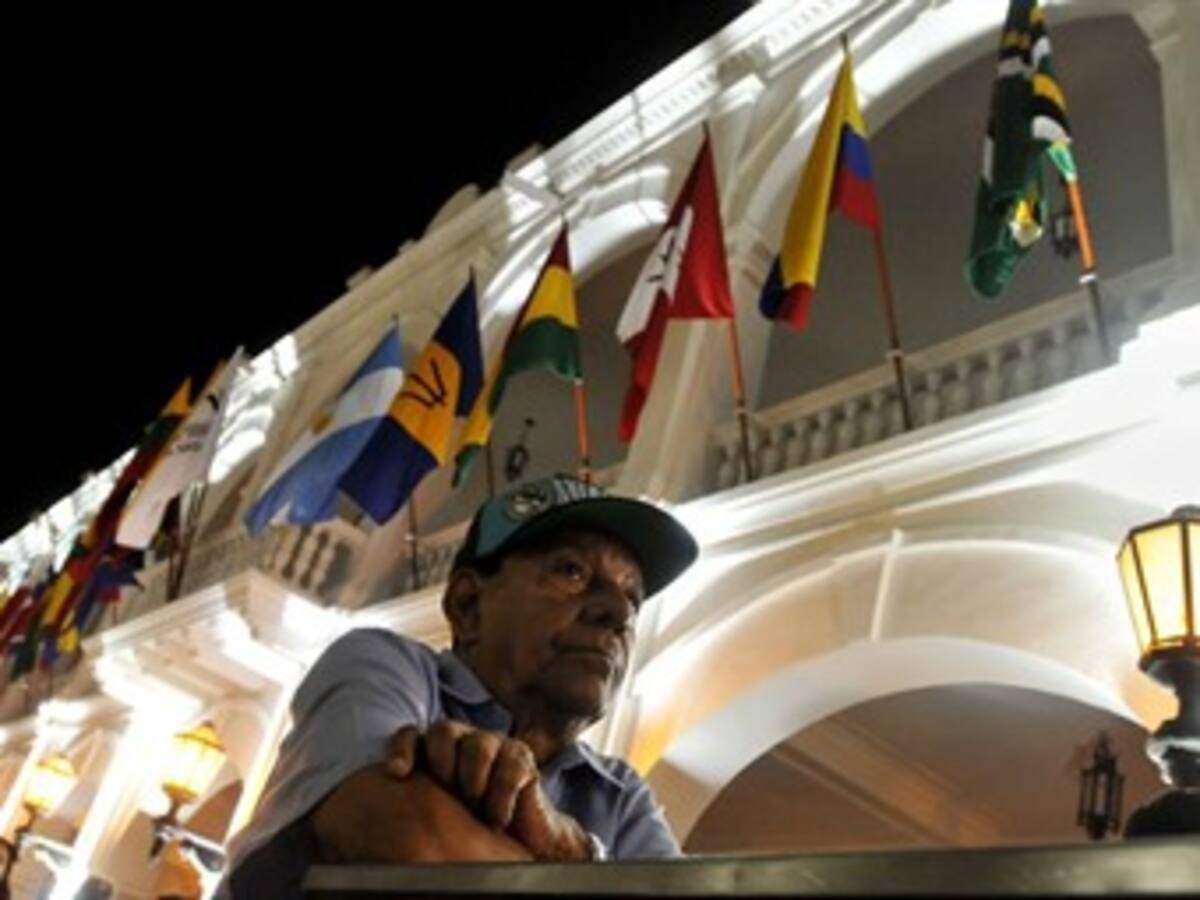 Cancilleres presentes en Cumbre de las Américas a punto de lograr acuerdo en documento final