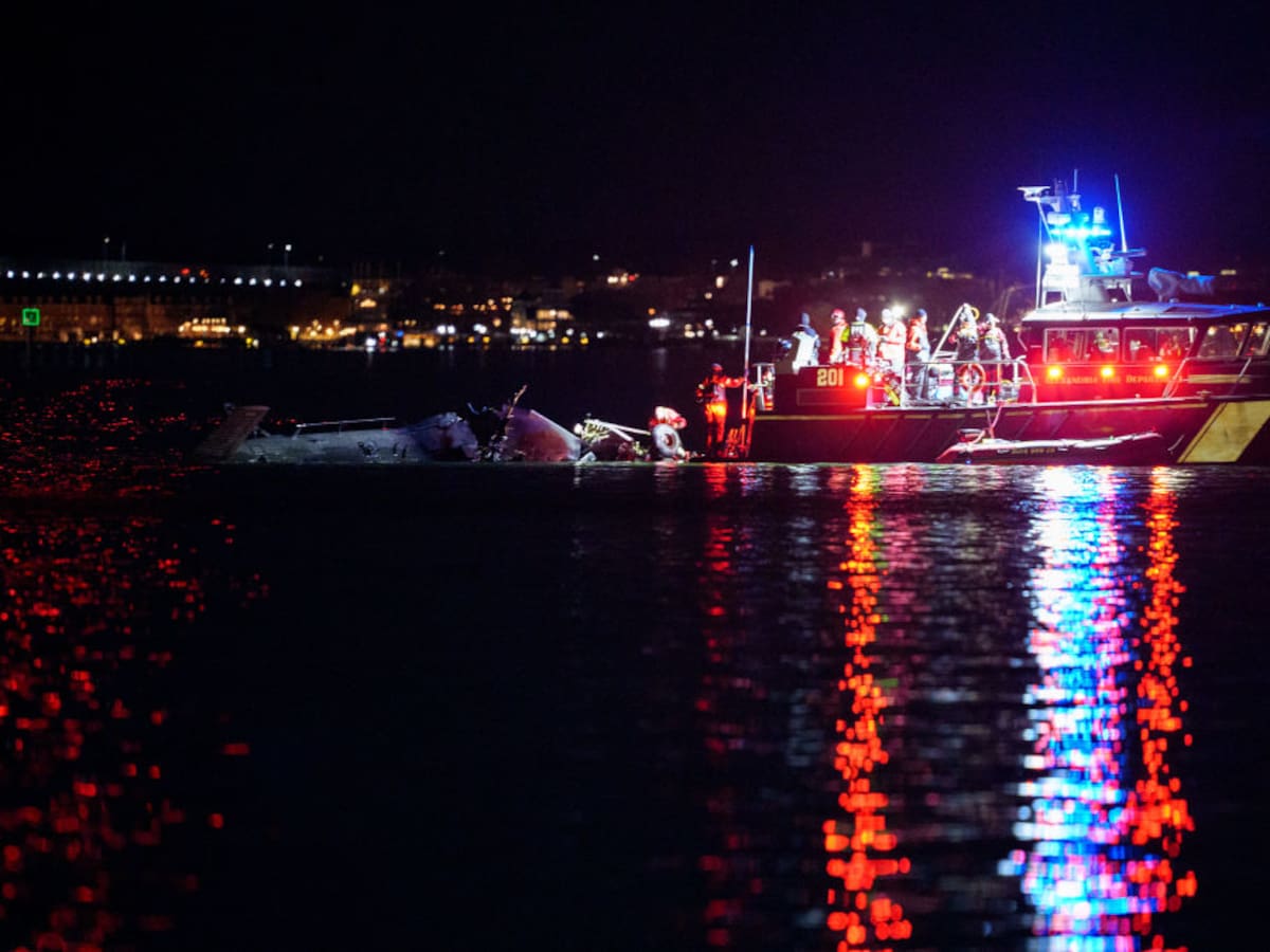 ¿Quiénes eran los pasajeros del vuelo que chocó en Washington?: Detalles y última hora de accidente