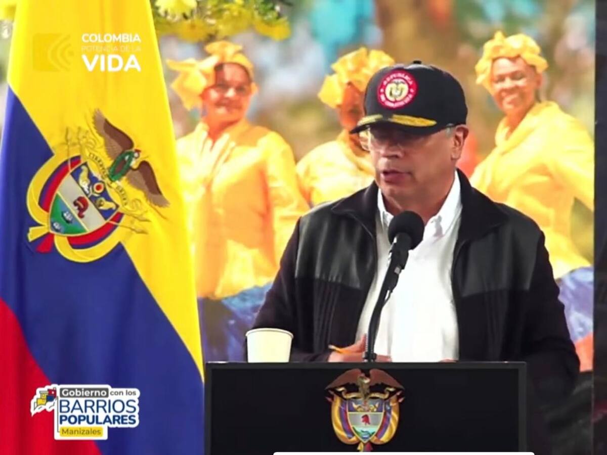 “El software está burlando el cambio en el sistema de salud de maestros”: Presidente Petro