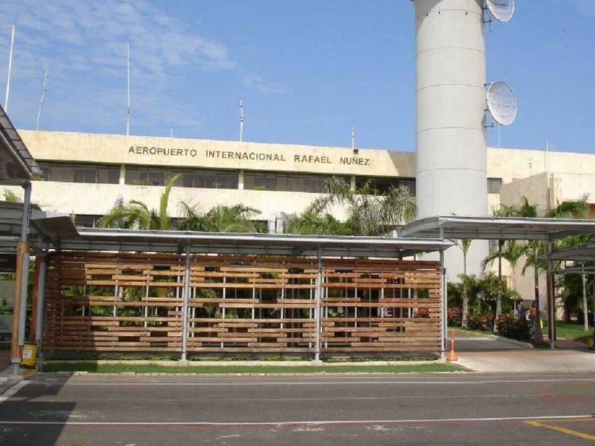 Vuelos humanitarios recargarán combustible en Cartagena