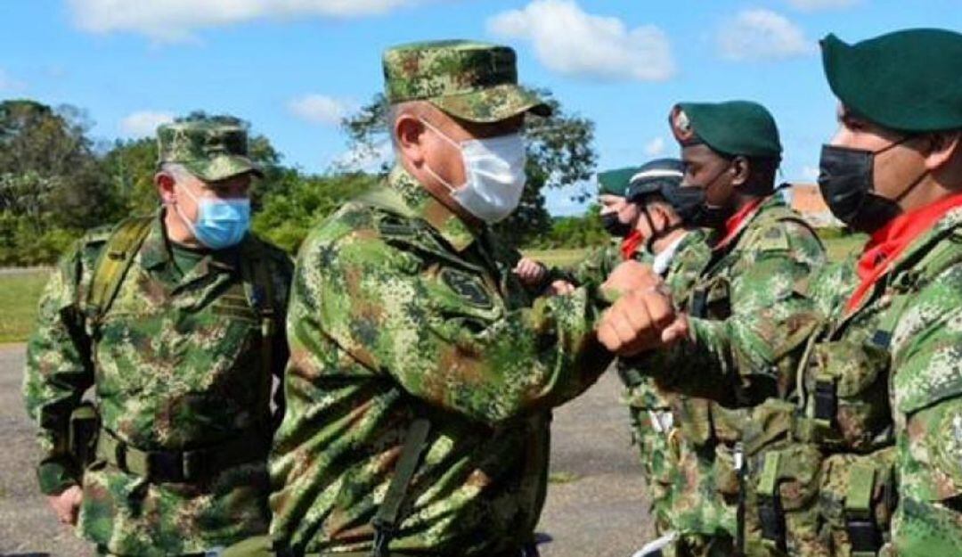 Comandante del Ejército revisa situación de seguridad en la región