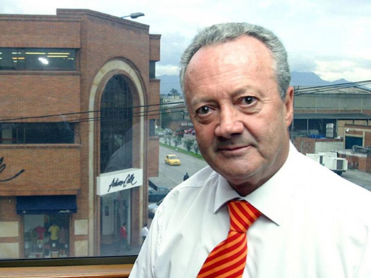 Trabajo sí hay: Arturo Calle ofrece vacantes para temporada de fin de año