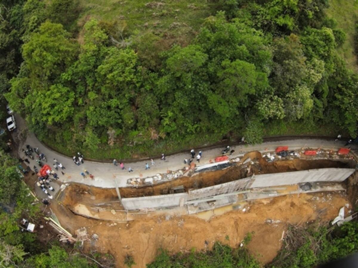 ¿Cuándo habilitarán paso a un carril en vía hacia el Valle de Cocora en Salento, Quindío?