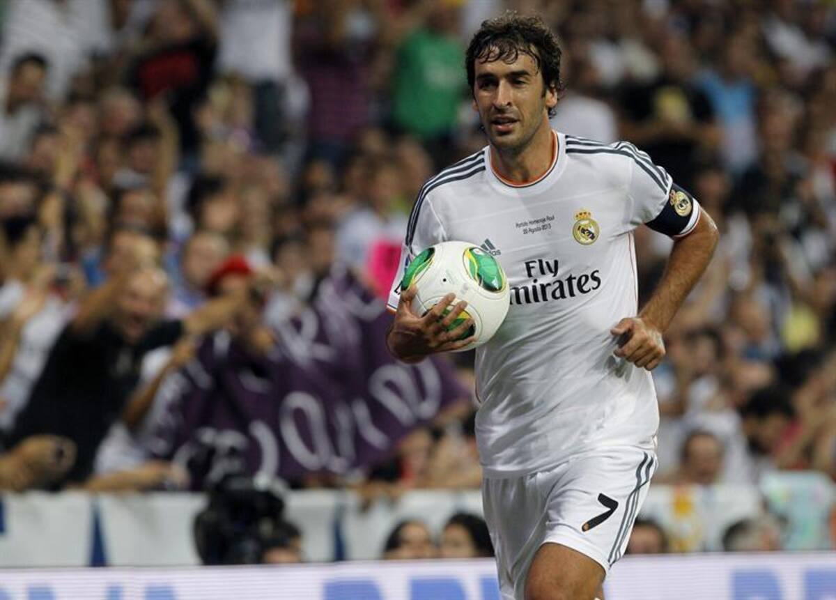 El ex jugador del Real Madrid regresó al Bernabéu donde aunque su equipo perdió, fue ovacionado por los hinchas madridistas.