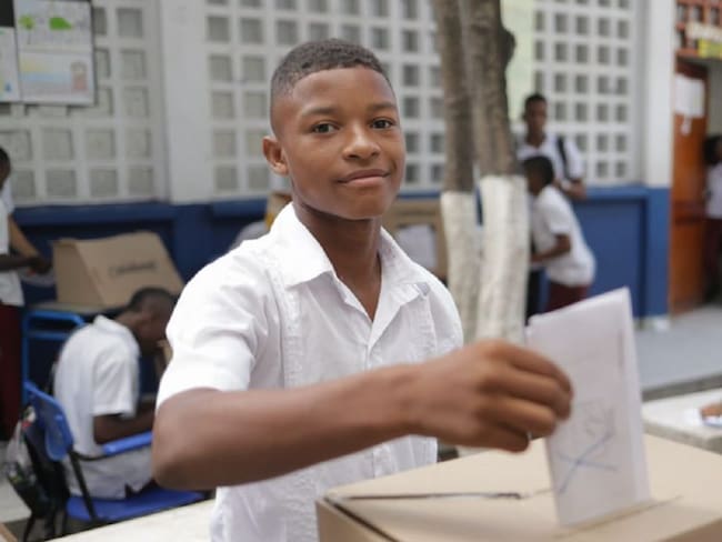 Niños participaron activamente de Voto Estudiantil en Cartagena