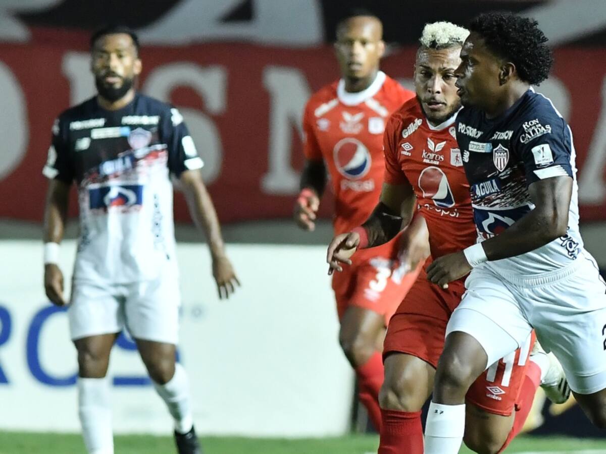 Debate: "¿EL VAR ESTUVO BIEN O MAL EN EL JUEGO DE AMÉRICA Y JUNIOR?