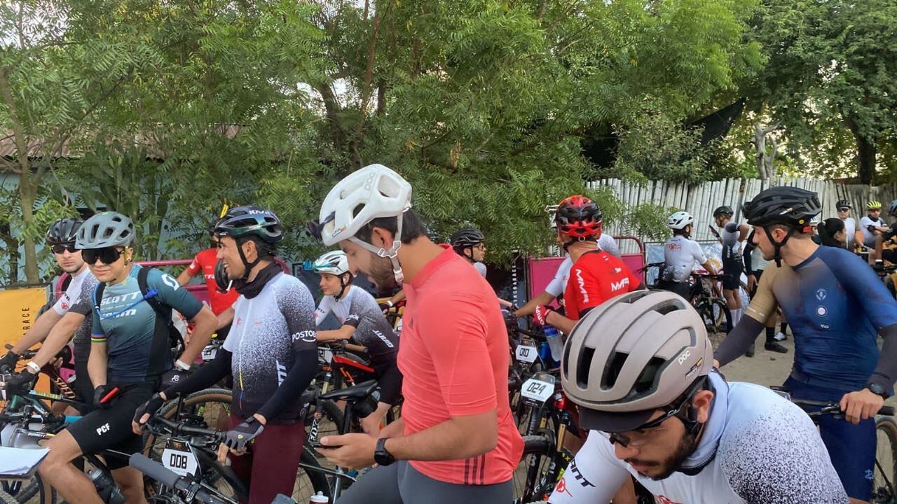 Carrera que se dividió en 2 etapas en éste imponente paisaje natural.
