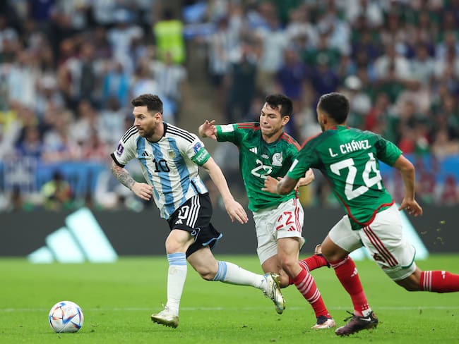 Lionel Messi en el duelo entren Argentina y México. (Photo by Alex Livesey - Danehouse/Getty Images)