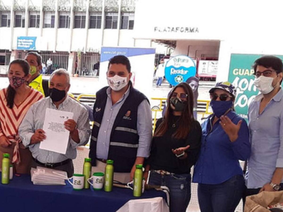 Inicia el proceso para erradicar el plástico de un solo uso en Cali