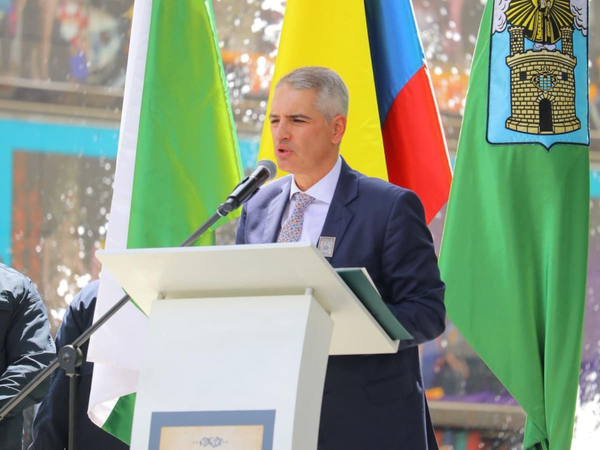 Gobernador pedirá a la Asamblea vigencias futuras de 29 años para construir el Tren del Río