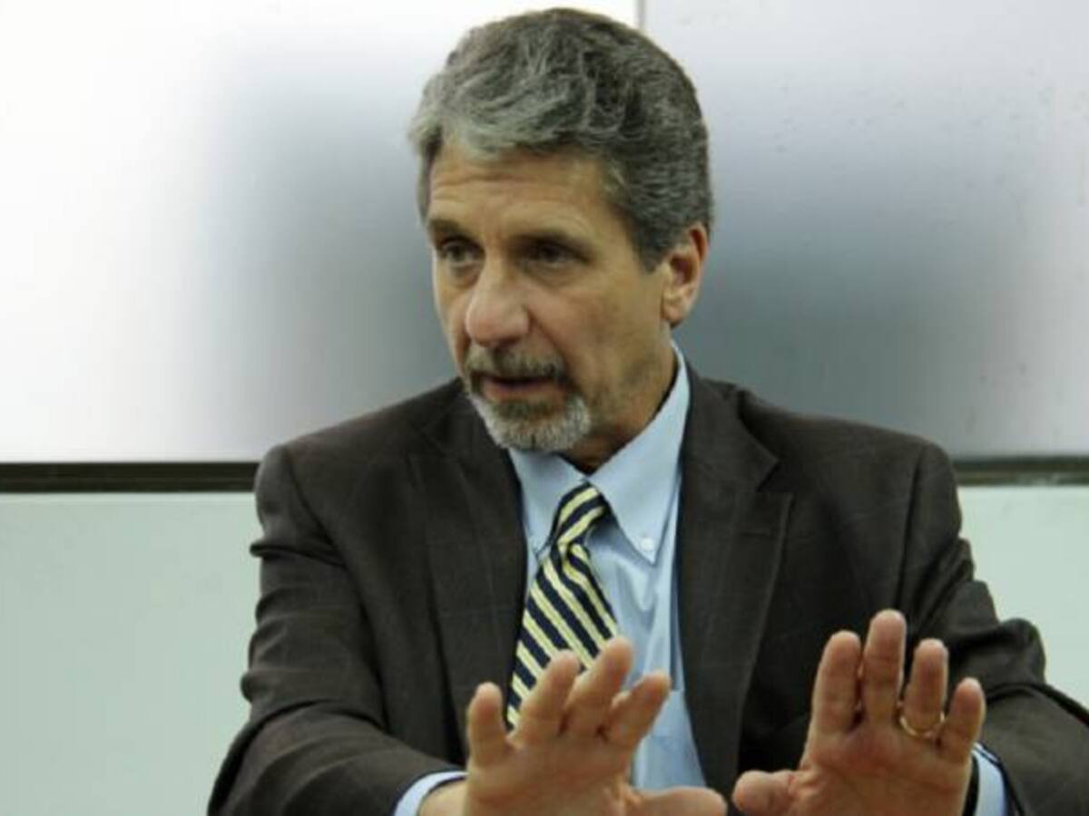 Amistad y ayuda de EE.UU. a Colombia van a seguir: embajador Withaker