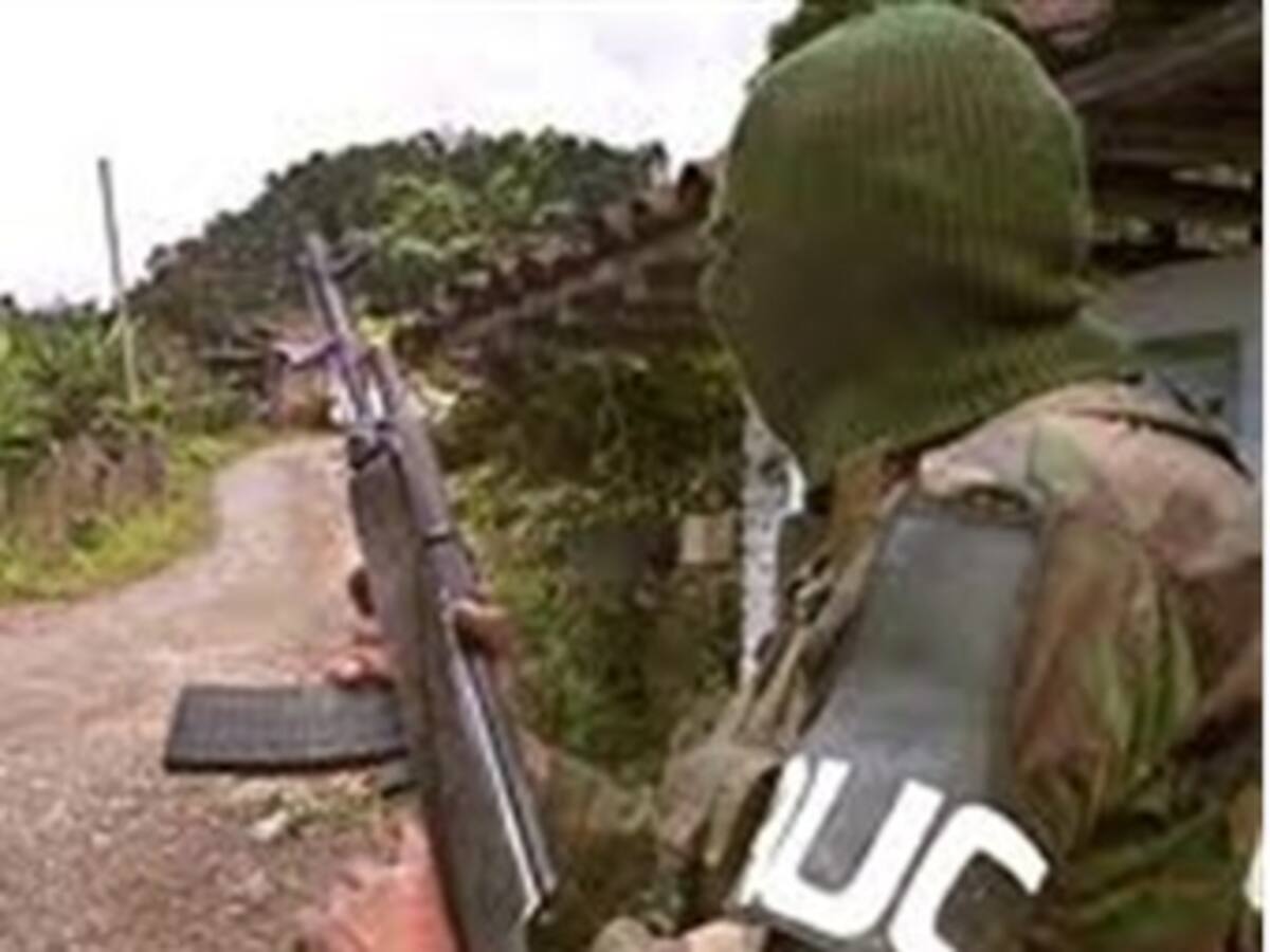 Condenan a exparamilitar por asesinato de joven en Antioquia