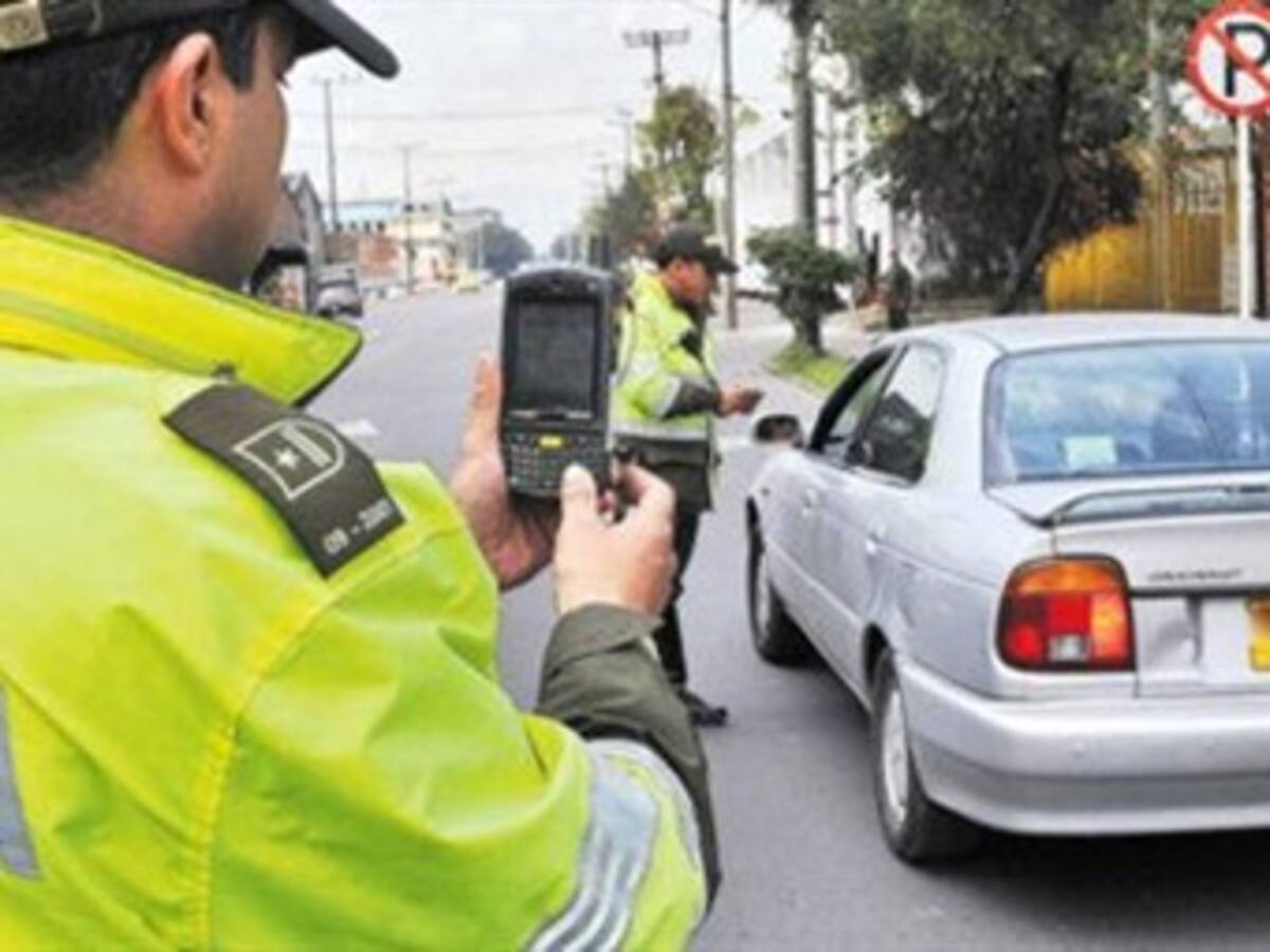 Foto multas deben ser notificadas por correo certificado