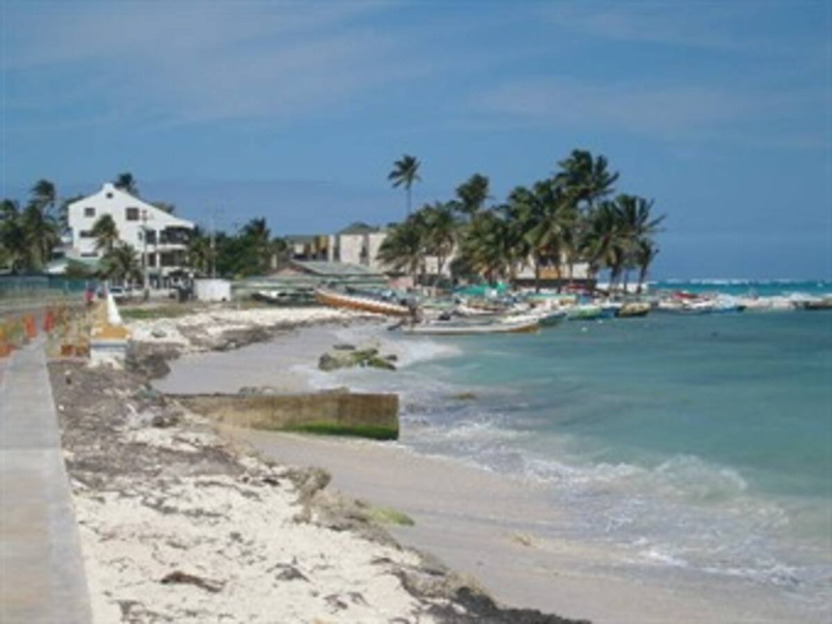 Gobernador de San Andrés desmiente acuerdos sobre exploración petrolera
