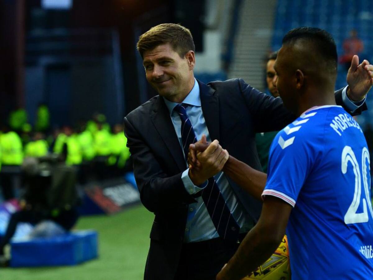 Retener a Morelos, el desafío ‘imposible’ para Gerrard en el Rangers