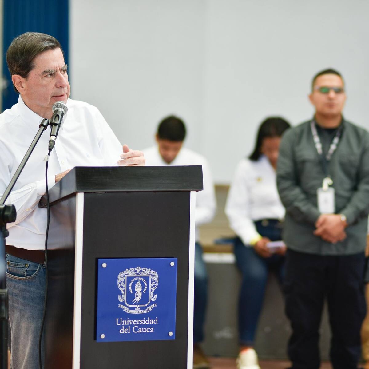 Hay sectores intransigentes interesados en profundizar la crisis: mininterior sobre paro