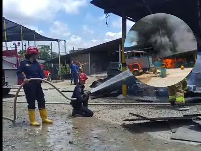 Incendio en parquedero de carros en Remedios- fotos cortesía