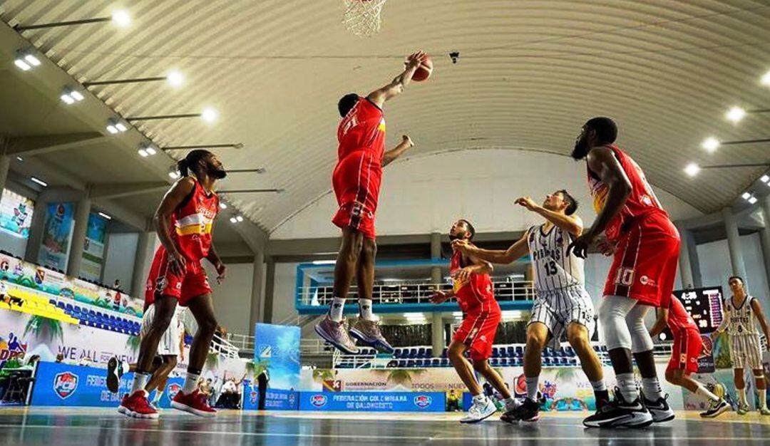 El acorazado del caribe perdió la victoria en los últimos seis segundos del partido ante los Piratas de Bogotá, dejando el marcador 80-79