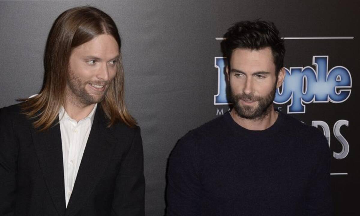 Jennifer López, Melanie Iglesias, los integrantes de 5 Seconds of Summer, Karlie Kloss y Gwen Stefani fueron algunos de los asistentes.