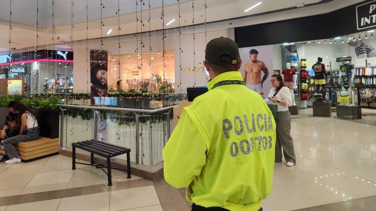 Genernal William Quintero, comandante Mebuc / Comandante Gustavo Henao, comandante (e) Desan