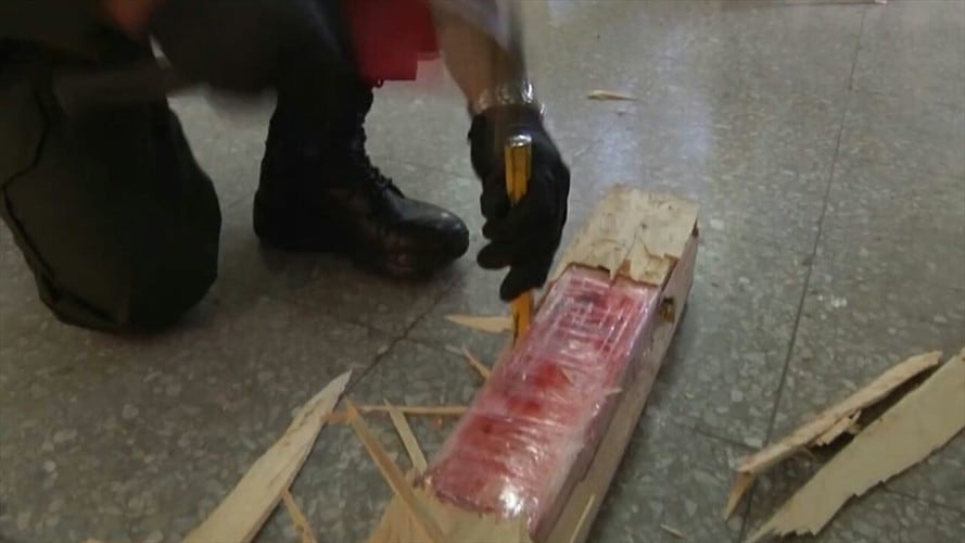 Policía encuentra 43 kilos de droga escondida en el Aeropuerto El Dorado. Foto: Colprensa