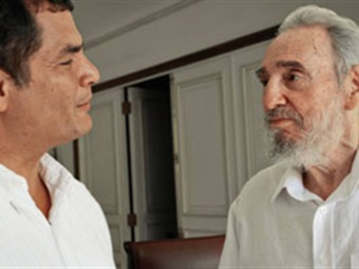 Fidel Castro se entrevista con el presidente de Ecuador