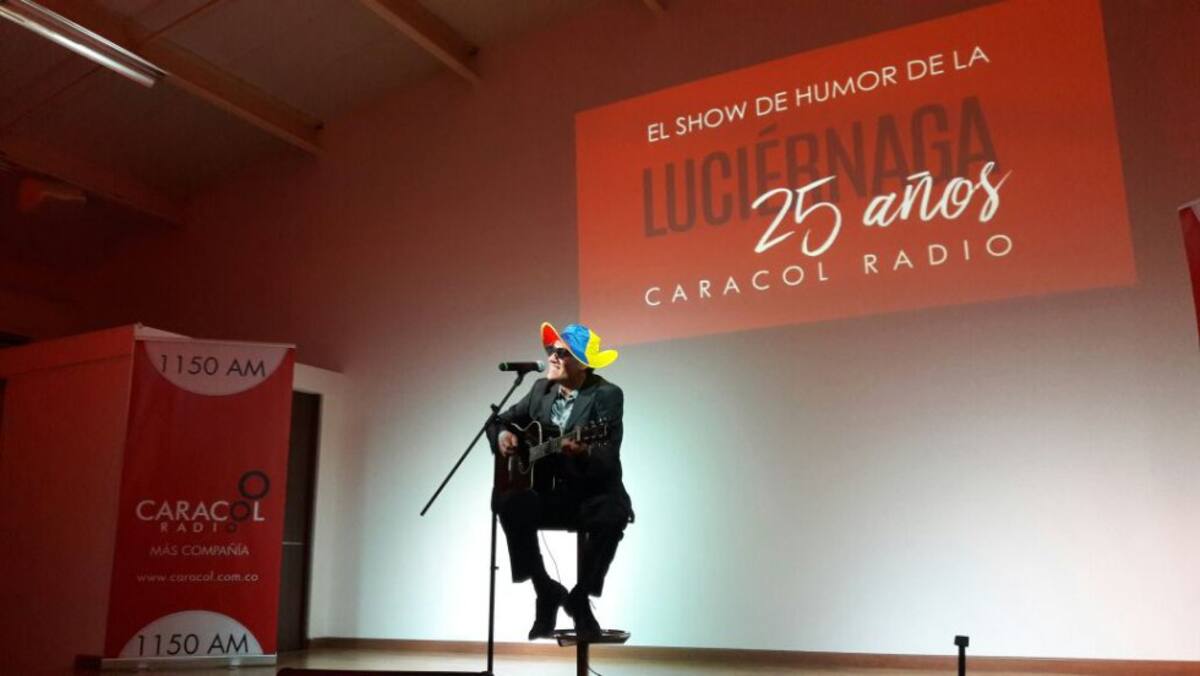 Con la canción "el optimista" deleitó a los asistentes