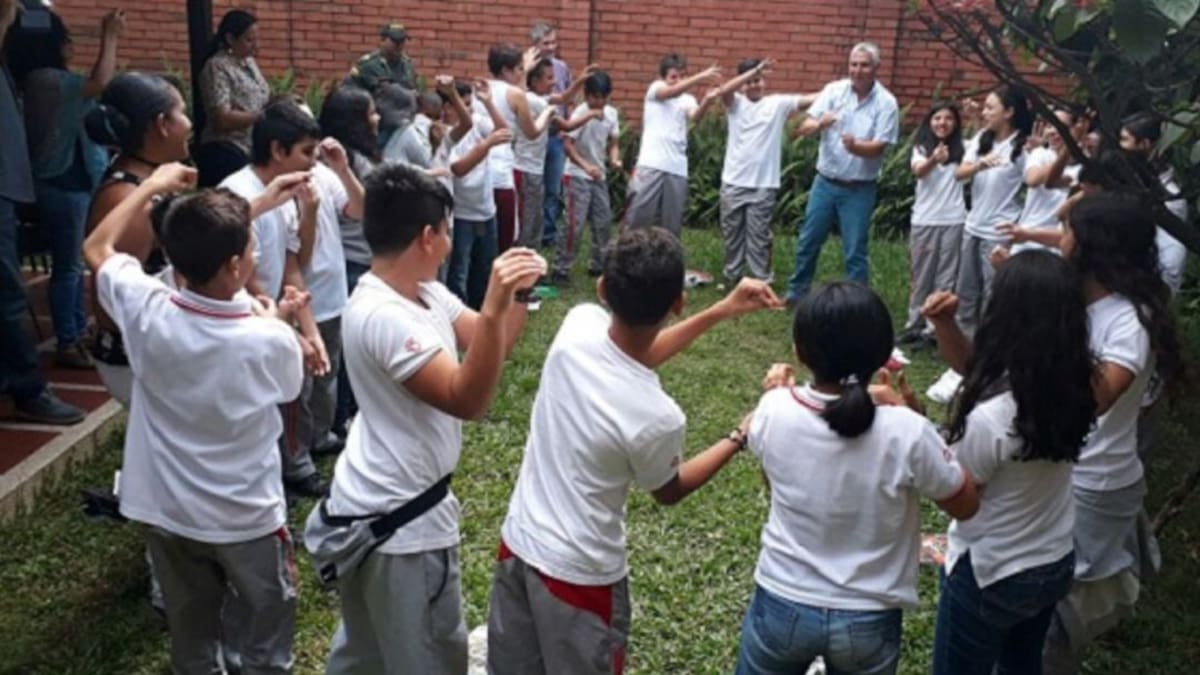 Buscan reponer clases que no se realizaron durante el paro en Cali