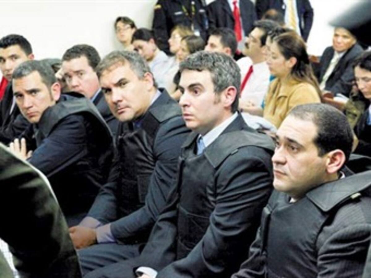 Los Nule intentaron descargar desde la cárcel programas para navegar en Internet