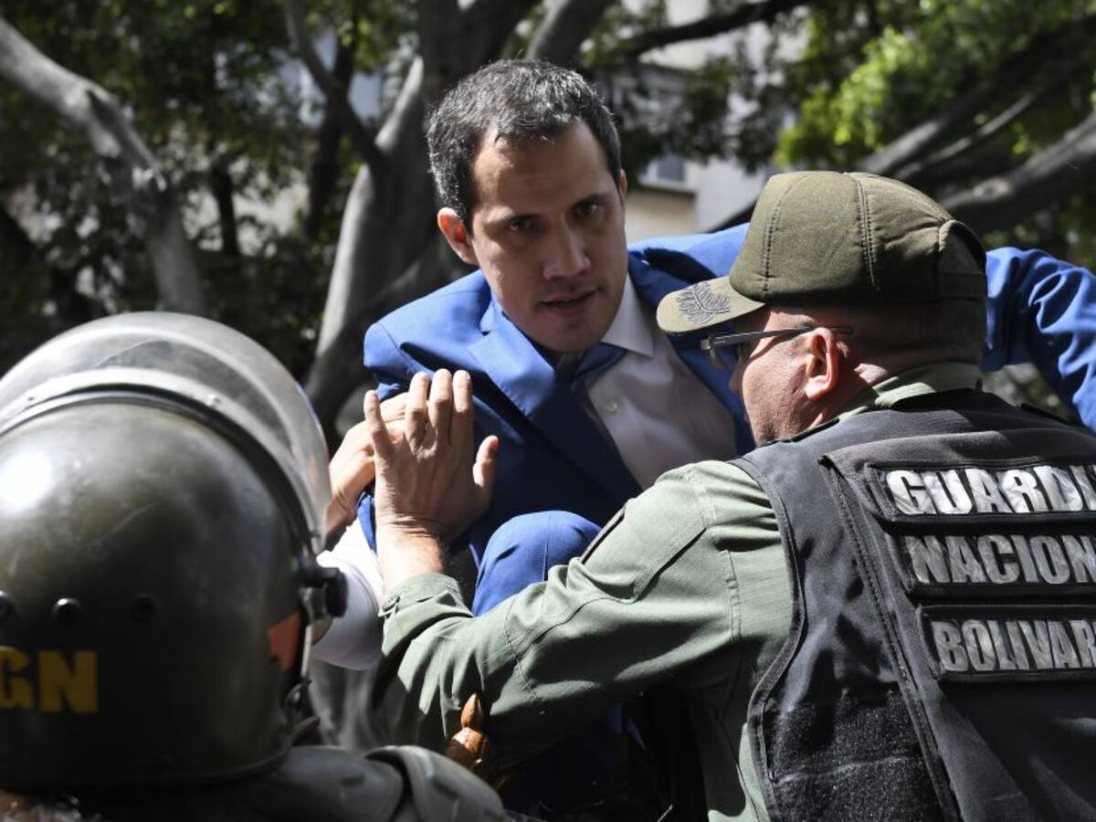Un Parlamento, dos presidentes: Guaidó y rival proclamados a la vez