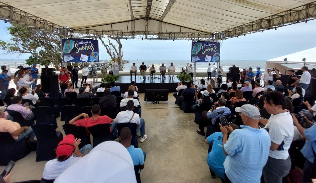 Anuncio de los dos nuevos monumentos 