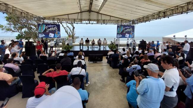 Anuncio de los dos nuevos monumentos