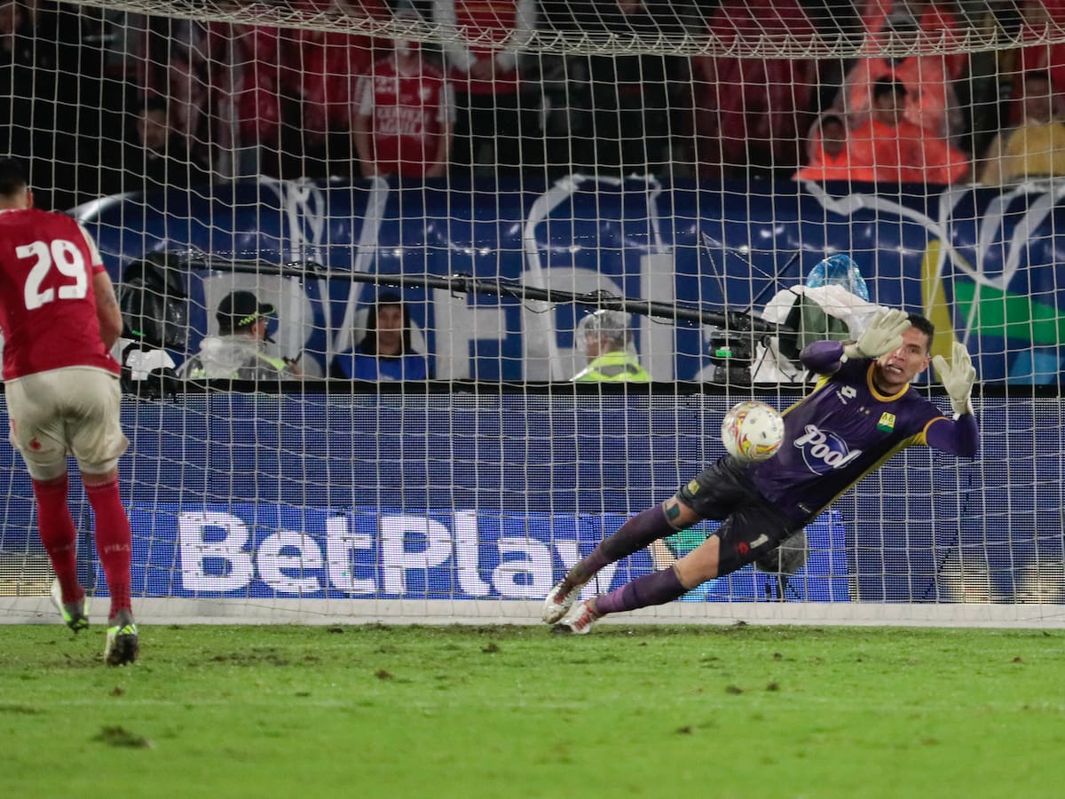 Aldair Quintana: “Feliz por haberle dado esta alegría a la hinchada del Bucaramanga”