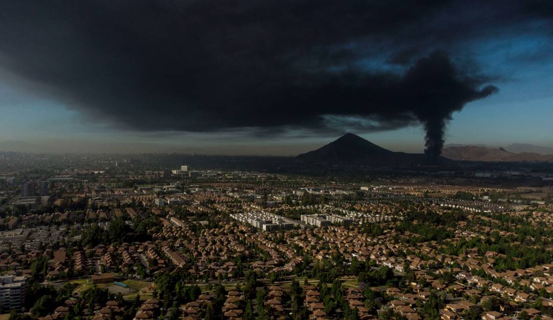 Vista de un foco de incendio en Chile.     Foto: Getty 
