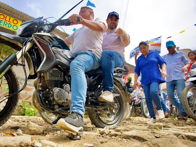 El sonido de la maquinaria iniciando obras, los aplausos de los habitantes y la expectativa de cientos de familias marcaron una jornada que muchos califican como un antes y un después