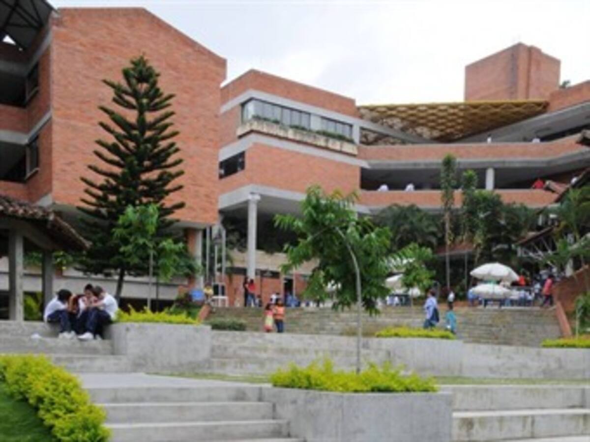 Colegios podrán incrementar entre 2 y 4% costo de las matrículas