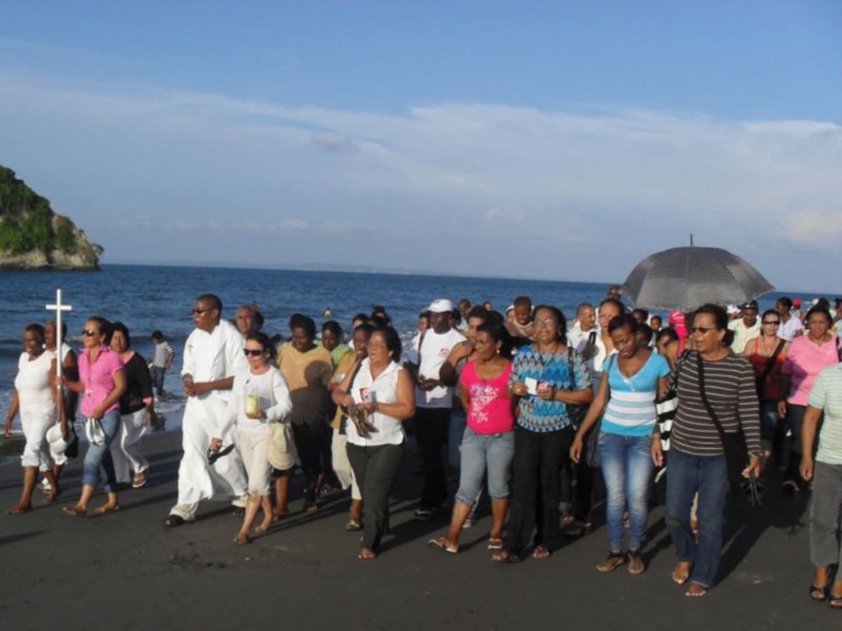 Promueven limpieza de playas en Tumaco