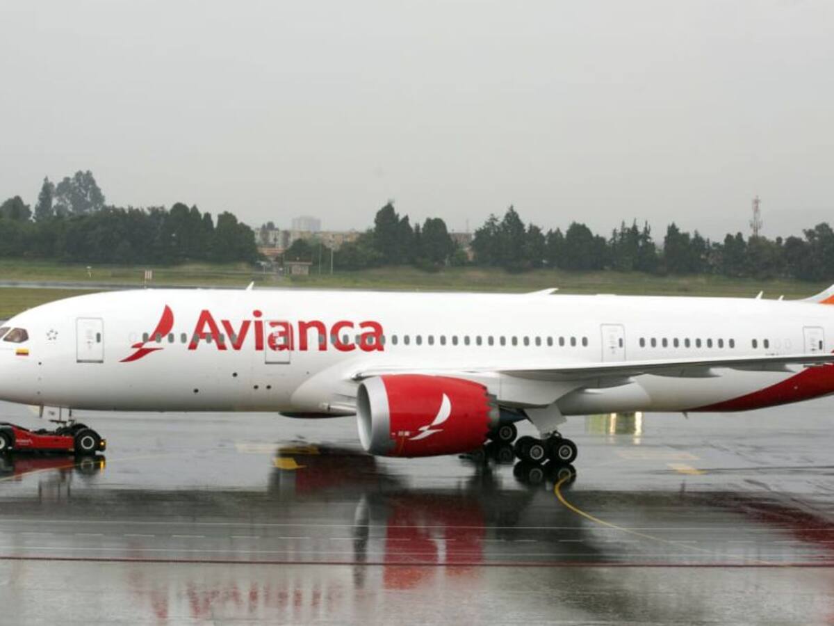 Despega vuelo de Avianca que había tenido que regresar por un enfermo