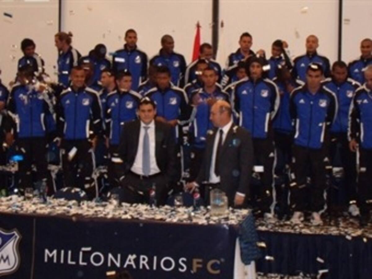 Millonarios presentó oficialmente su plantilla del 2012