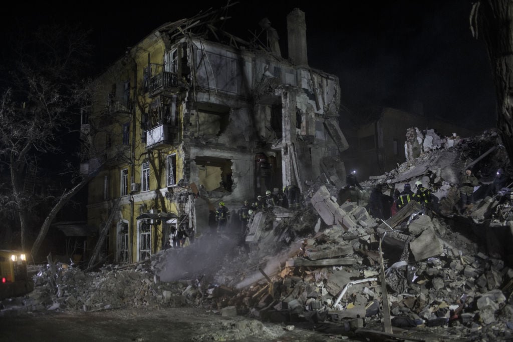 KRAMATORSK, DONETSK OBLAST, UKRAINE - FEBRUARY 2: Rescue workers conduct search and rescue operation after Russian missile hits the residential building in Kramatorsk, Donetsk Oblast, Ukraine on February 02, 2023. At least three people were killed and 20 wounded in an attack. (Photo by Marek M. Berezowski/Anadolu Agency via Getty Images)