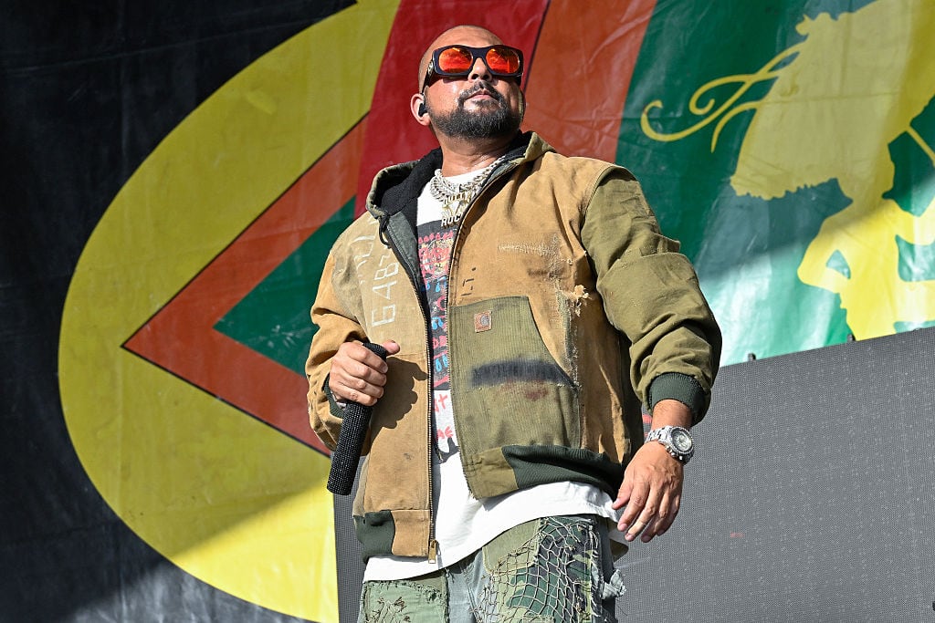 NEW ORLEANS, LOUISIANA - APRIL 24: Sean Paul performs onstage at the 2026 New Orleans Jazz & Heritage Festival at Fair Grounds Race Course on April 24, 2026 in New Orleans, Louisiana. (Photo by Astrida Valigorsky/Getty Images)