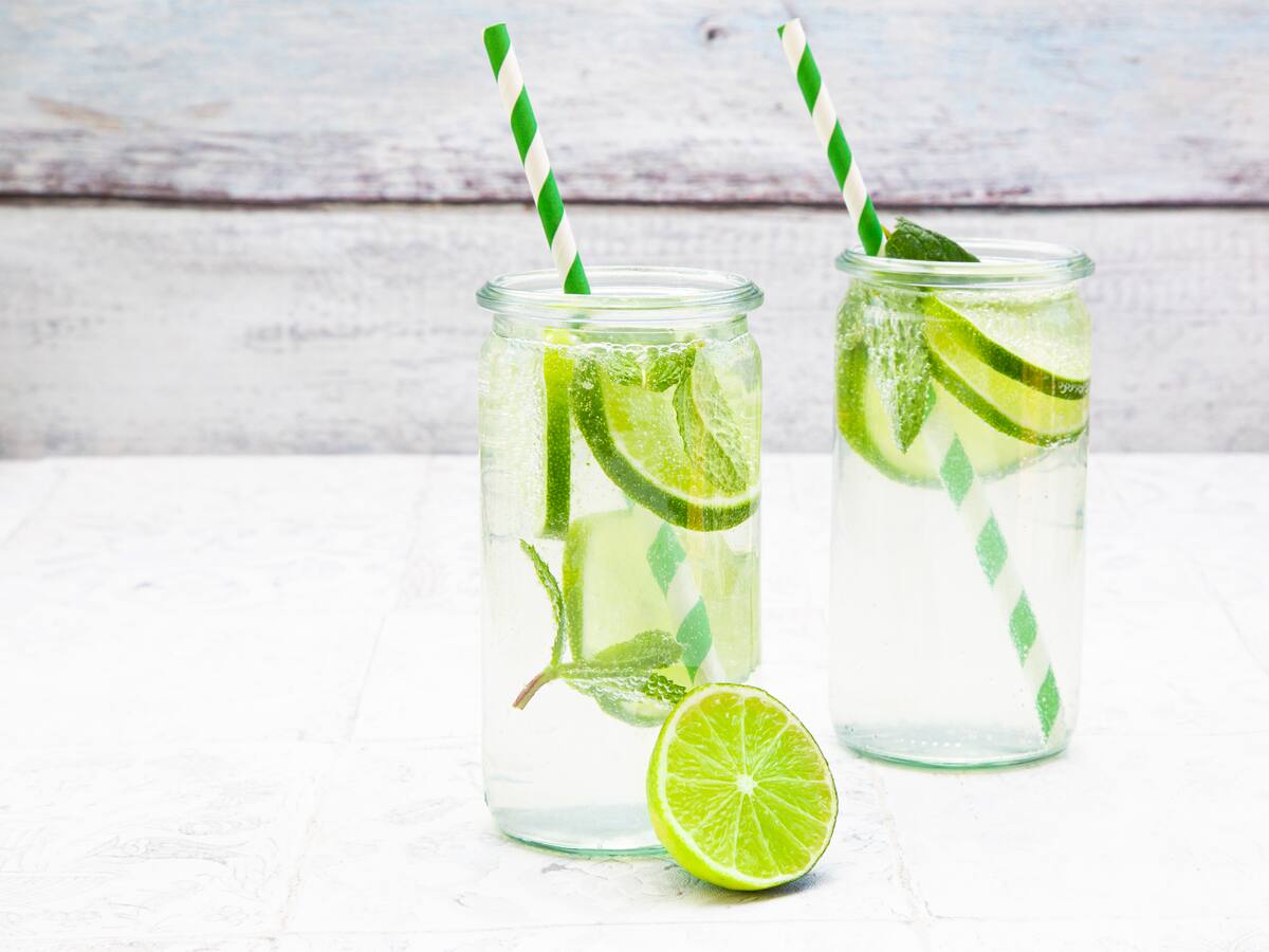 ¿Para qué sirve tomar agua con limón? Estos son sus beneficios y de esta manera debe consumirla