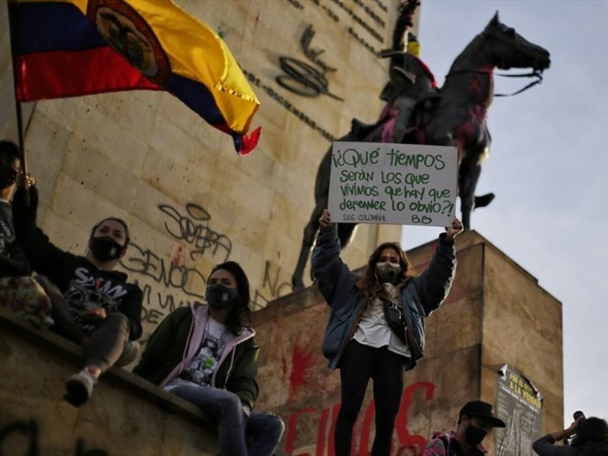 Colombia merece tener una verdadera democracia: senadora de Nueva York