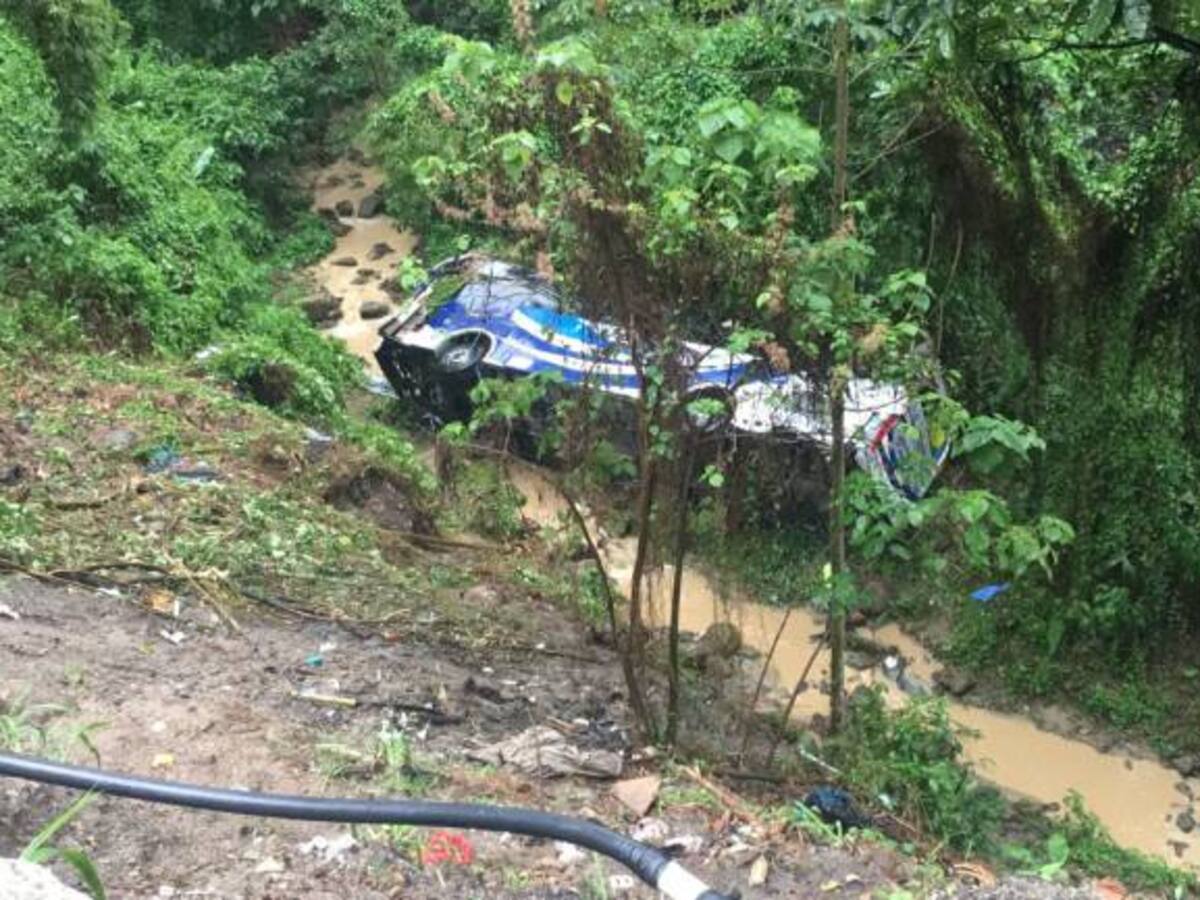 Una familia de policías, entre las víctimas del accidente en Piedecuesta